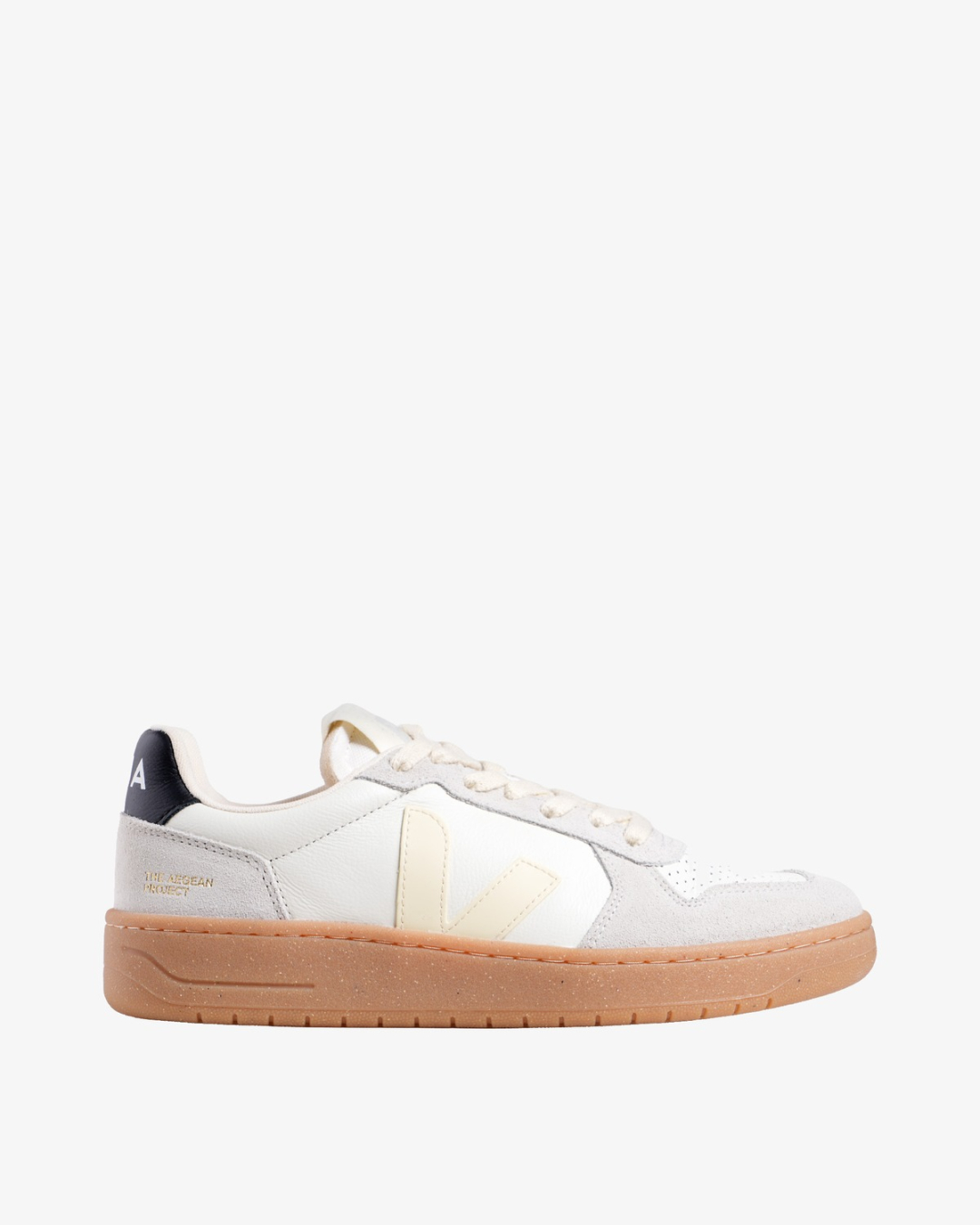 VEJA Patike VE3320942B410 V-82 LEATHER PURE_CALCAIRE_BLACK/JZ26 — glavna fotografija
