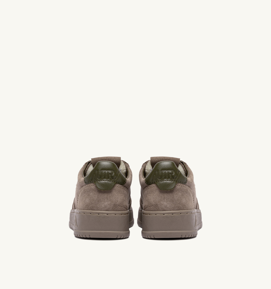 AUTRY INTERNATIONAL SRL Patike MEDALIST LOW WOM OH03 SUEDE/LEATHER ANTILOPE/MILITARY/JZ26 — foto 3