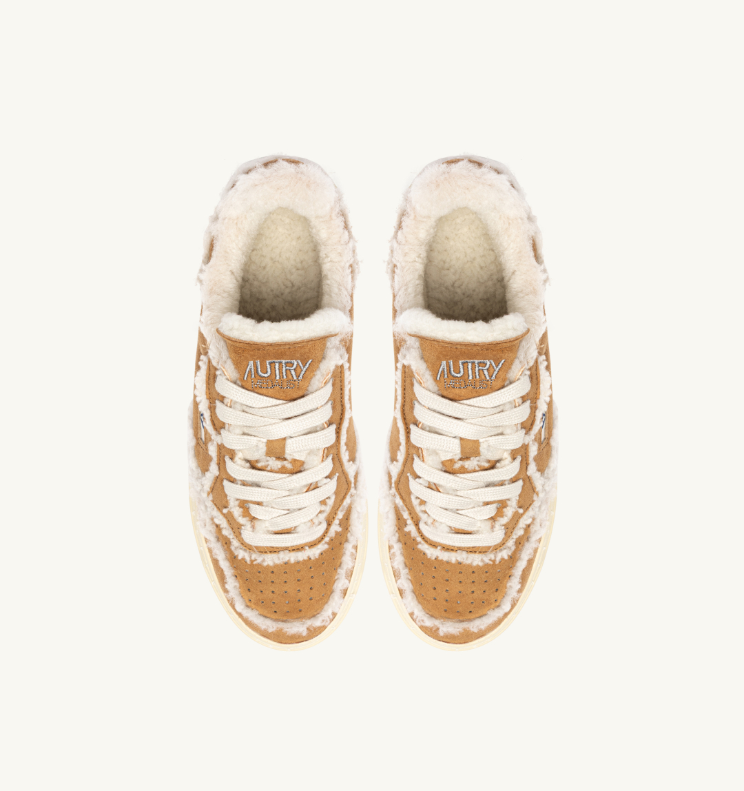 AUTRY INTERNATIONAL SRL Patike MEDALIST LOW WOM GX01 SUEDE/SHEARLING COGNAC/JZ26 — foto 5