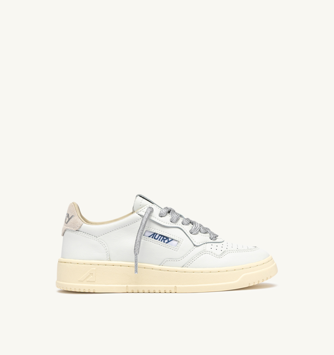 AUTRY INTERNATIONAL SRL Patike MEDALIST LOW WOM SW03 LEATHER/SWOLL WHITE/SILVER/JZ26 — glavna fotografija