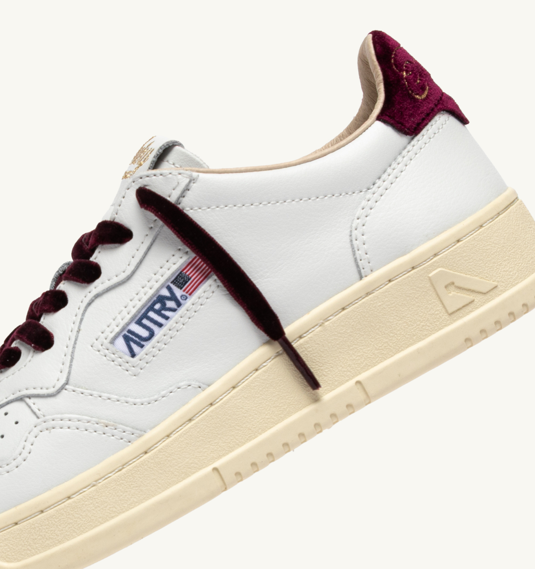 AUTRY INTERNATIONAL SRL Patike MEDALIST LOW WOM VZ01 LEATHER/VELVET/LOGO WHITE/FIG/JZ26 — foto 6