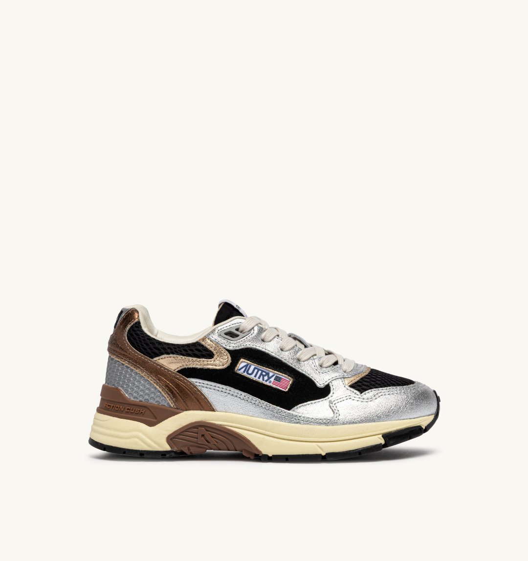 AUTRY INTERNATIONAL SRL Patike HYPERWAY LOW WOM EM06 LEATHER/SUEDE/MESH SILVER/BLACK/JZ26 — glavna fotografija