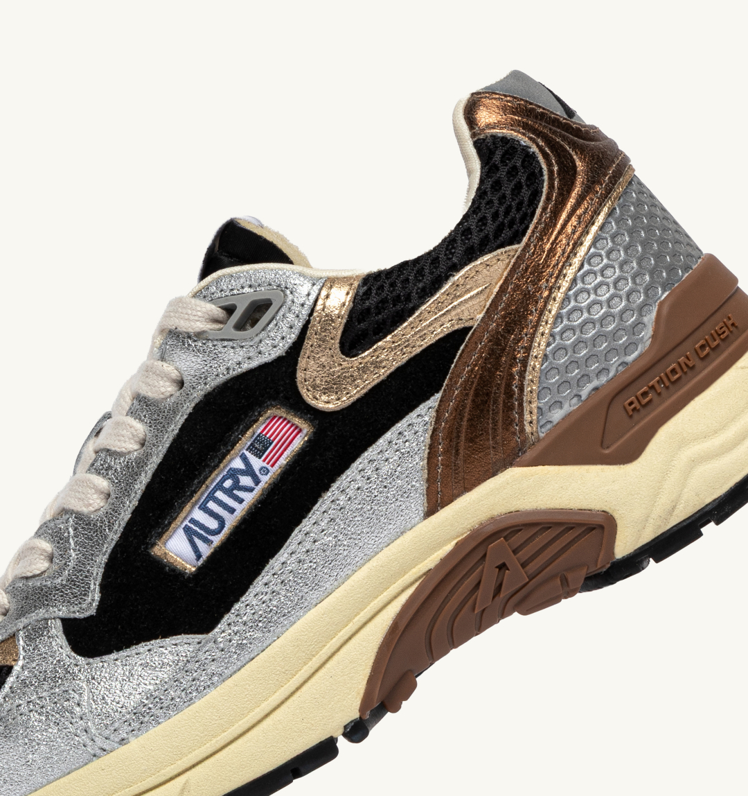 AUTRY INTERNATIONAL SRL Patike HYPERWAY LOW WOM EM06 LEATHER/SUEDE/MESH SILVER/BLACK/JZ26 — foto 6