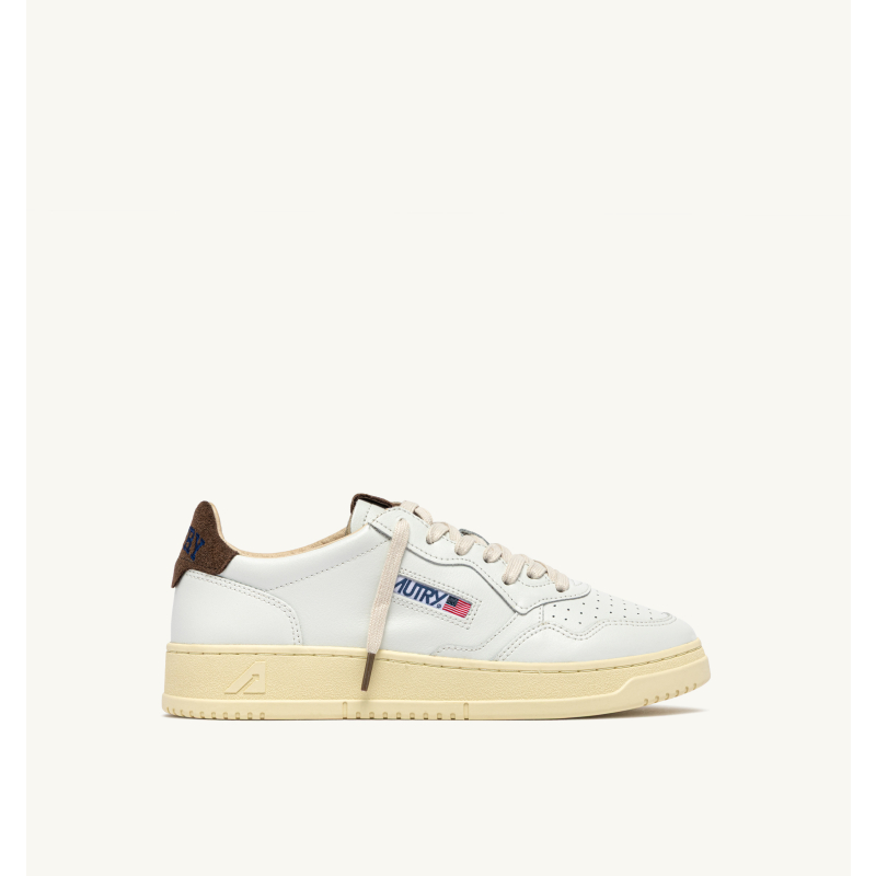 AUTRY INTERNATIONAL SRL Patike MEDALIST LOW MAN HJ03 LEATHER/SUEDE/LOGO WHITE/CHOCOLATE CHIP/JZ26