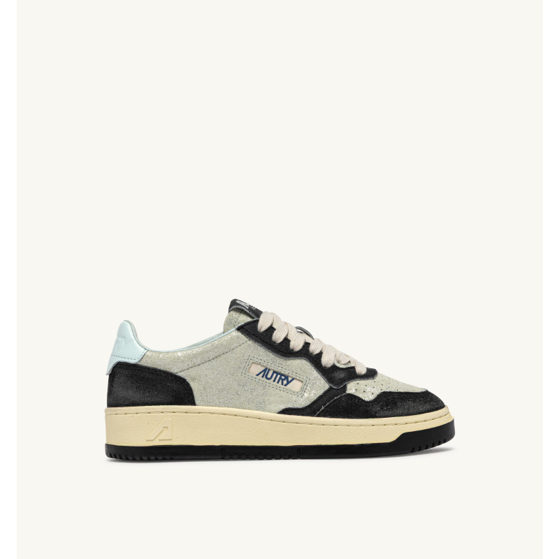 AUTRY INTERNATIONAL SRL Patike MEDALIST LOW WOM YB04 LAMINATED SUEDE/SUEDE SILVER/BLACK SUGAR/JZ2